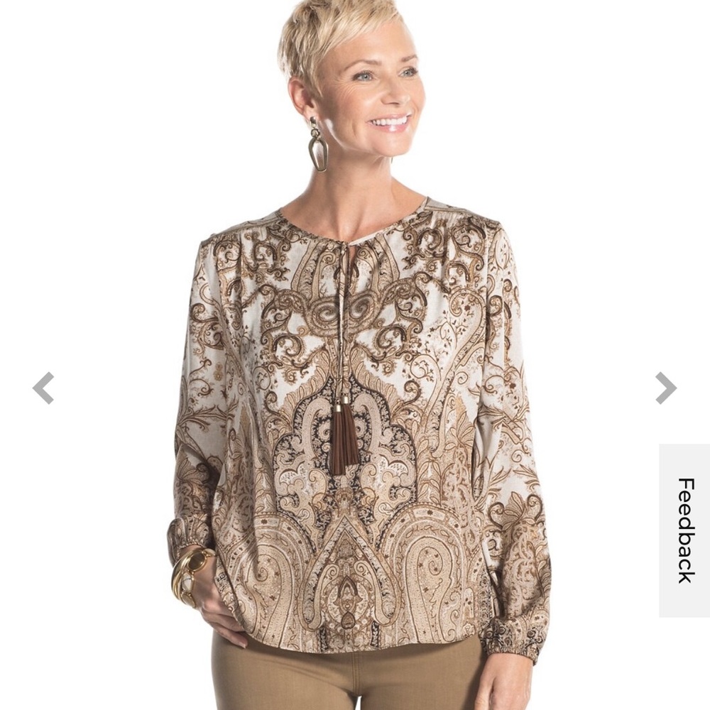 NWT Chicos Precious Medallion Louise Top Size 1 Neutral Colors